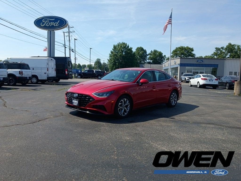 2022 Hyundai Sonata SEL in Calypso Red — front three-quarter view